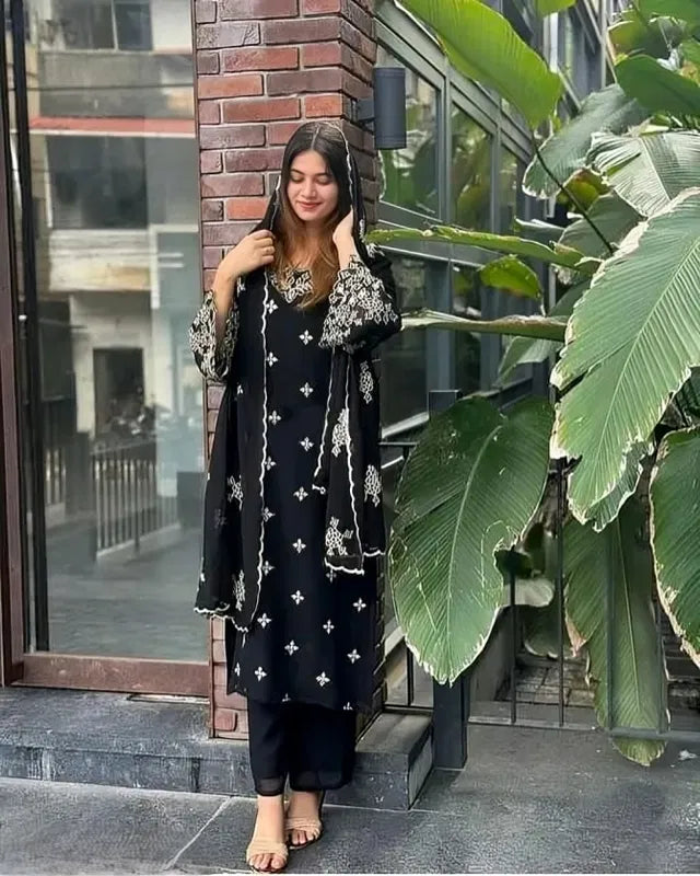 Royal Black Ethnic Kurti with Dupatta